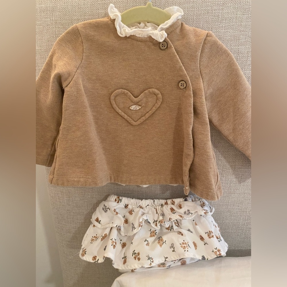 Mayoral sweater and ruffled bottom 2-piece set